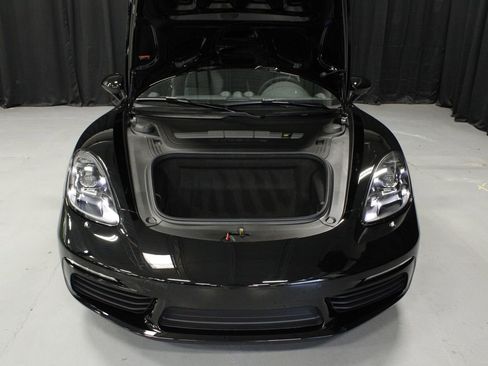 Used 2023 Porsche 718 Cayman RWD image 21