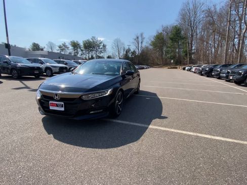 Used 2018 Honda Accord Sport image 5