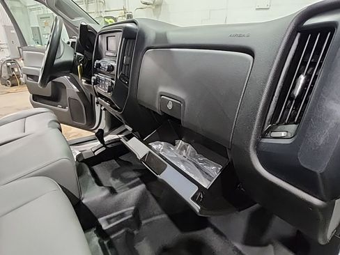 Used 2016 Chevrolet Silverado 2500 W/T w/ Snow Plow Prep Package AWD/4WD image 26