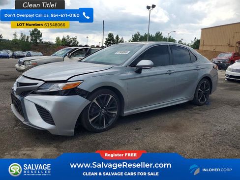 Used 2018 Toyota Camry XSE FWD image 1