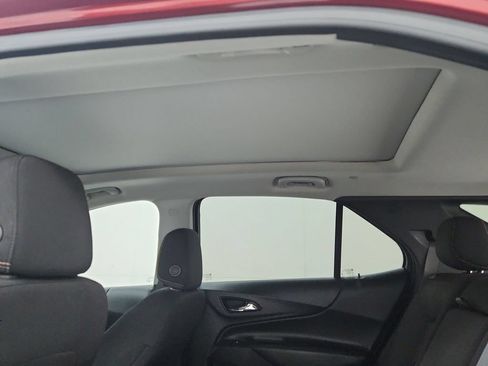Used 2021 Chevrolet Equinox LT FWD image 34