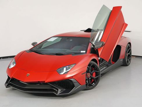 Used 2017 Lamborghini Aventador S image 68