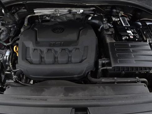 Certified 2022 Volkswagen Tiguan SE R-Line AWD/4WD image 28