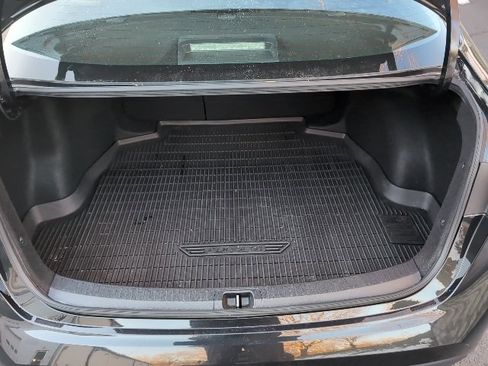 Used 2022 Toyota Corolla LE image 29