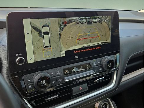 Used 2024 Toyota Grand Highlander FWD image 8