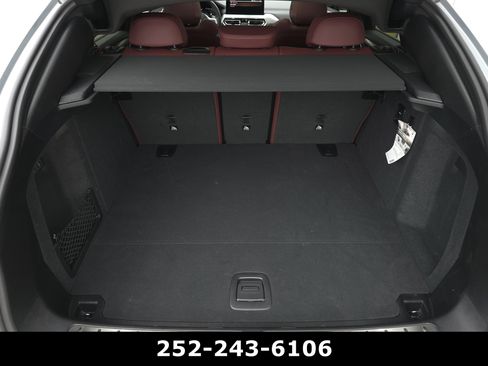 Used 2025 BMW X4 xDrive30i w/ Premium Package image 33