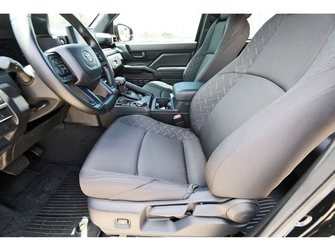 Used 2026 Toyota Tacoma SR AWD/4WD image 11