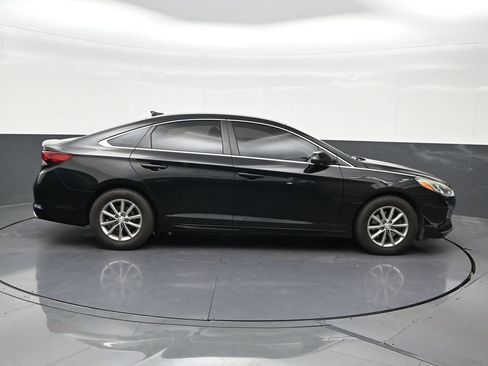 Used 2018 Hyundai Sonata SE FWD image 7