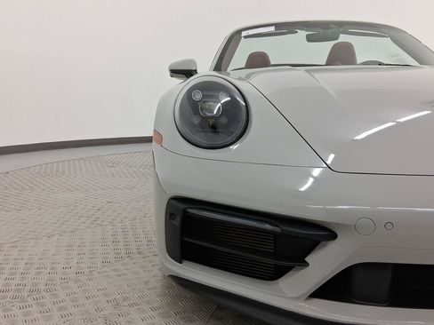 Certified 2022 Porsche 911 Carrera 4 GTS image 11