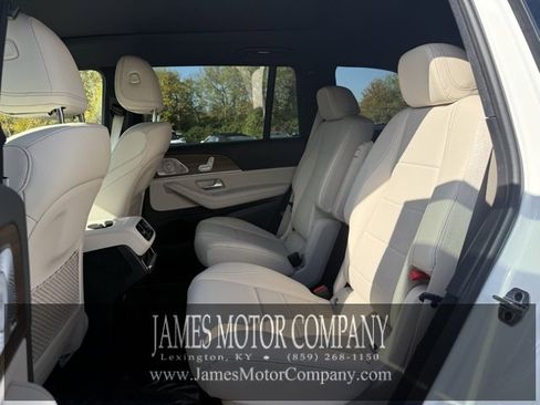Certified 2025 Mercedes-Benz GLS 450 4MATIC image 19