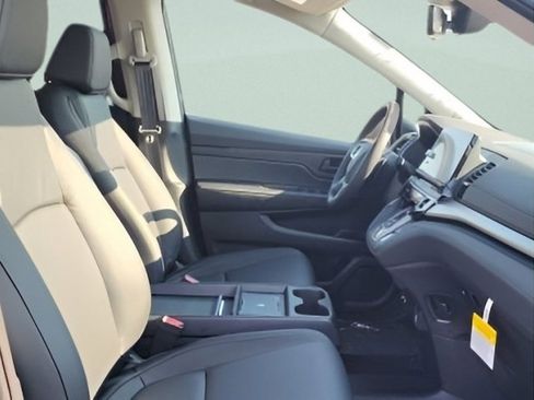 New 2026 Honda Odyssey EX-L image 13