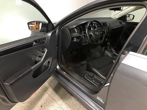 Used 2016 Volkswagen Jetta SEL w/ Lighting Package image 8