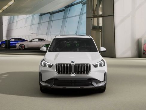 New 2026 BMW X1 xDrive28i w/ Technology Package image 3