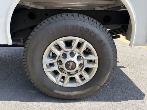 New 2026 GMC Sierra 2500 Pro w/ Convenience Package AWD/4WD image 19