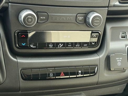 Used 2024 RAM ProMaster 3500 w/ Power Group image 21