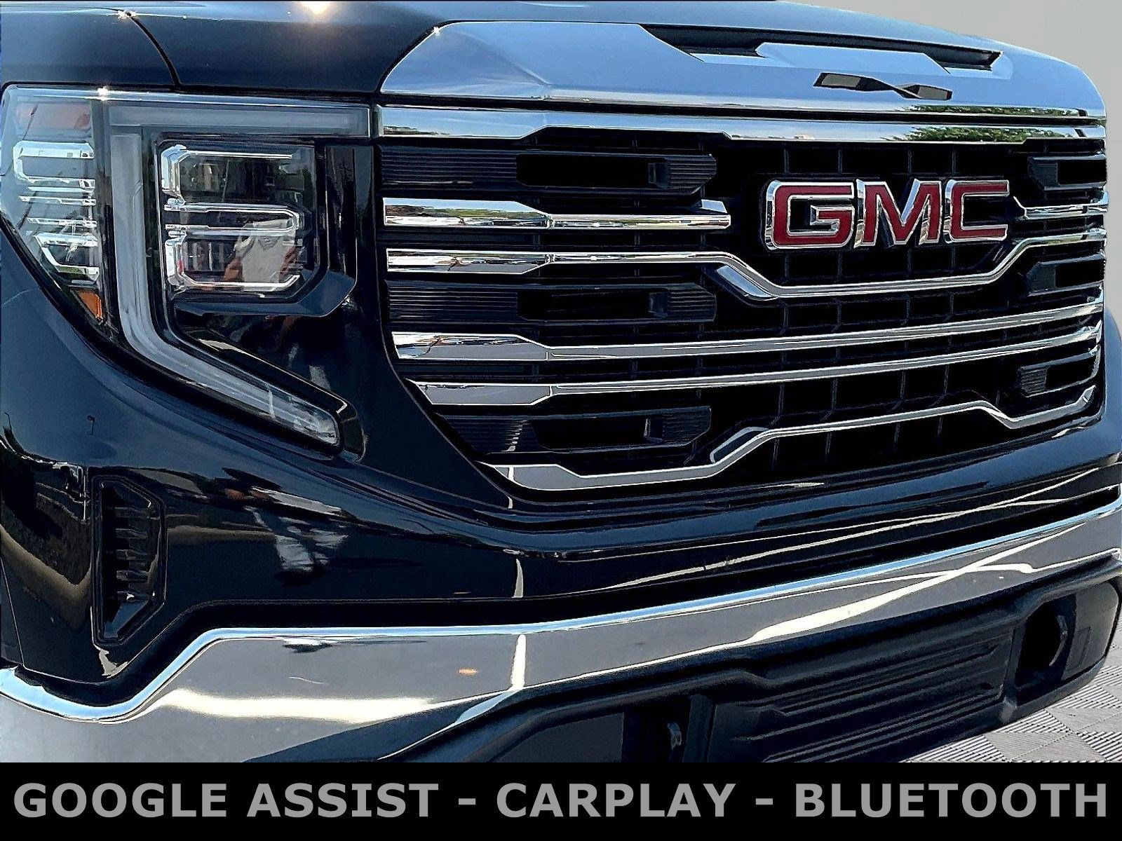 Used 2024 GMC Sierra 1500 SLT w/ SLT Premium Package AWD/4WD image 34