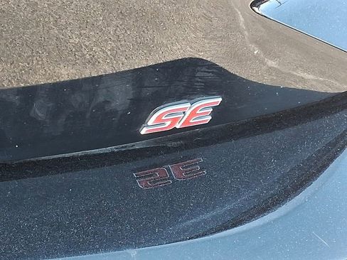 Used 2024 Toyota Corolla SE w/ SE Package image 33