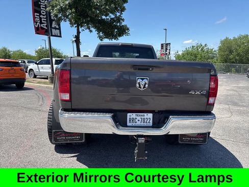 Used 2018 RAM 3500 Tradesman w/ Chrome Appearance Group AWD/4WD image 14