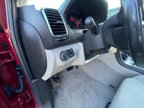 Used 2012 GMC Acadia SL w/ Preferred Package image 13