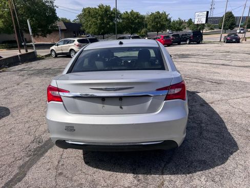 Used 2012 Chrysler 200 Limited FWD image 6