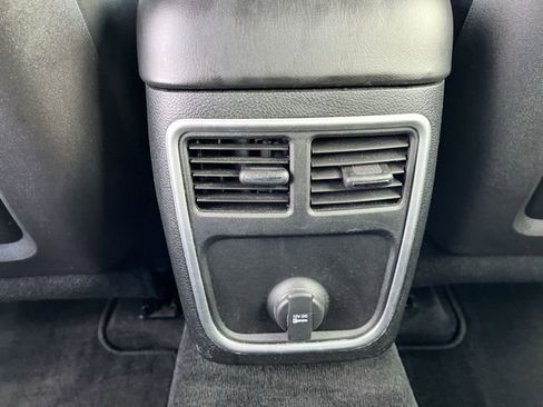 Used 2014 Chrysler 300 AWD w/ Driver Convenience Group image 24