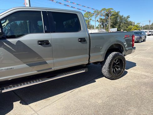 Used 2019 Ford F250 XLT w/ XLT Value Package image 5
