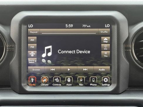 Used 2021 Jeep Gladiator Overland AWD/4WD image 23