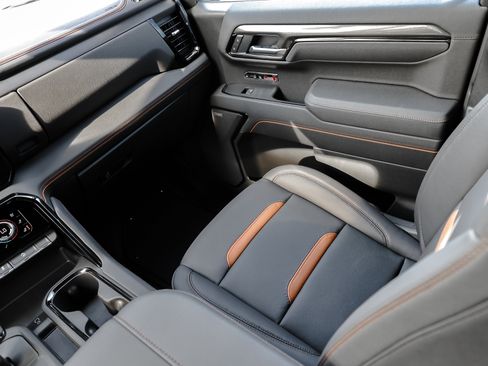 New 2026 GMC Sierra 1500 AT4 w/ AT4 Premium Package image 33