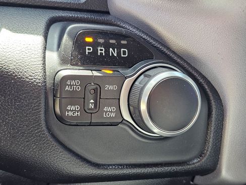 Used 2019 RAM 1500 Big Horn AWD/4WD image 31