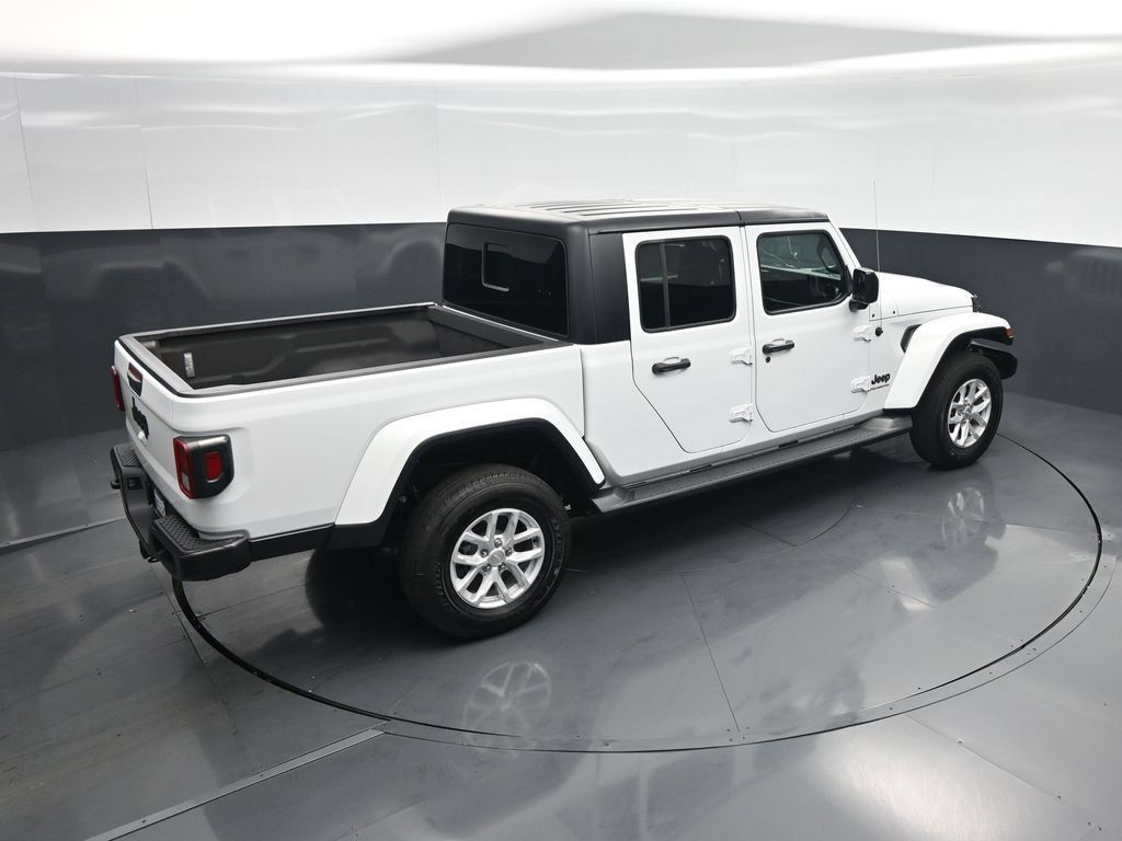 Used 2023 Jeep Gladiator Sport AWD/4WD image 34
