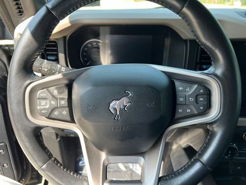 Certified 2022 Ford Bronco Wildtrak AWD/4WD image 38