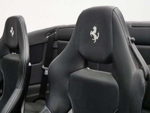 Used 2011 Ferrari California RWD image 26