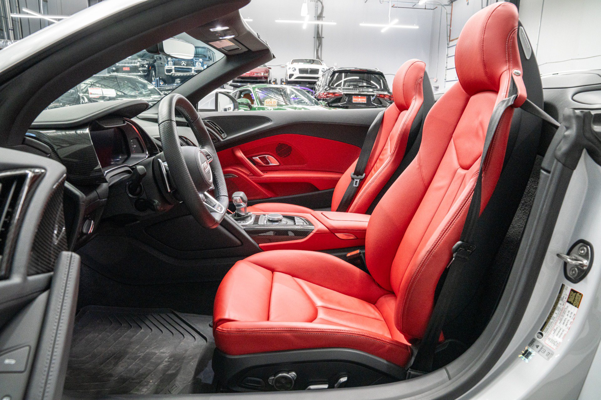Used 2023 Audi R8 V10 performance RWD image 32