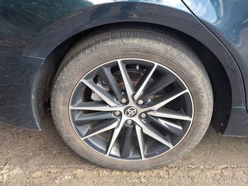Used 2021 Toyota Camry SE FWD image 10
