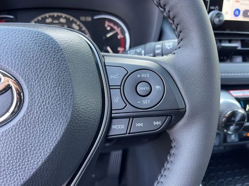 New 2025 Toyota RAV4 XLE image 18