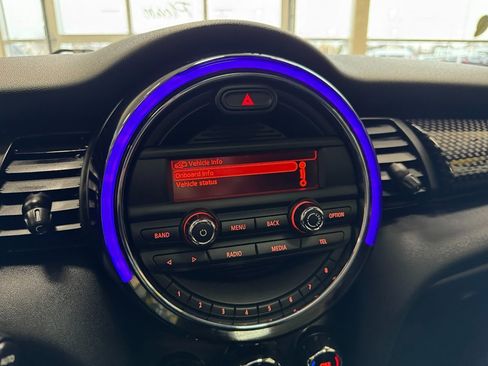 Used 2014 MINI Cooper S image 30