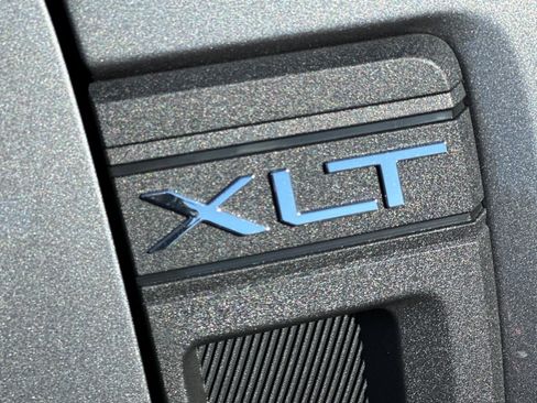 New 2026 Ford Maverick XLT w/ XLT Luxury Package image 8