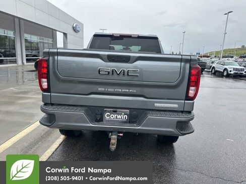 Used 2022 GMC Sierra 1500 Elevation AWD/4WD image 8