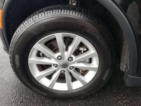 Certified 2022 Dodge Durango SXT w/ Trailer Tow Group IV AWD/4WD image 4