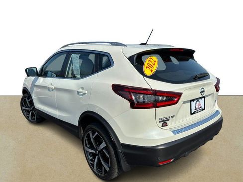 Used 2022 Nissan Rogue Sport SL AWD/4WD image 6