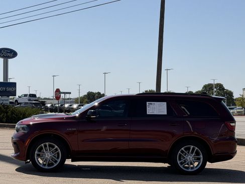 Used 2024 Dodge Durango R/T RWD image 7