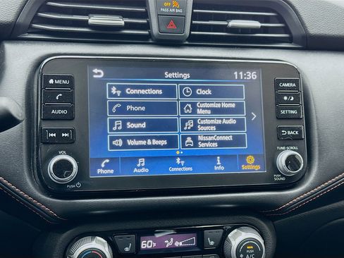 Used 2023 Nissan Versa SR w/ Trunk Package image 9