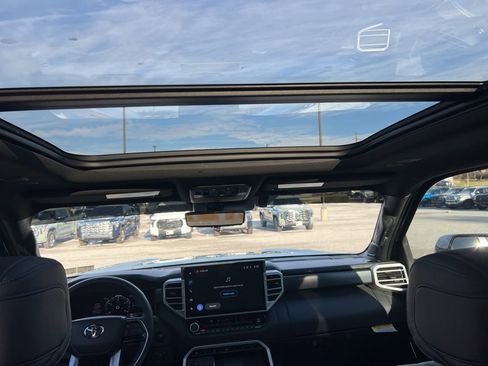 Certified 2025 Toyota Sequoia Platinum image 25