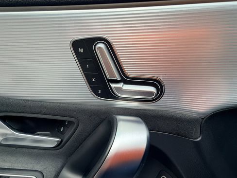 Used 2020 Mercedes-Benz A 220 A 220 4MATIC image 28