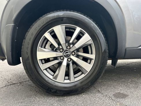 Used 2022 Nissan Pathfinder SL w/ Lighting Package (N92) image 18