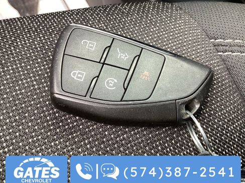 Used 2025 Chevrolet Traverse LT image 35