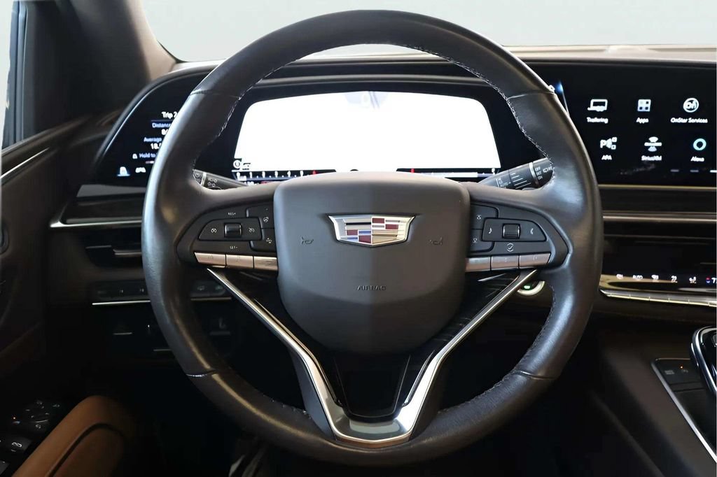Used 2021 Cadillac Escalade Premium Luxury w/ Driver Assist Tech Package AWD/4WD image 26