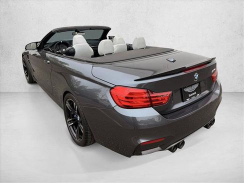 Used 2017 BMW M4 Convertible RWD image 3