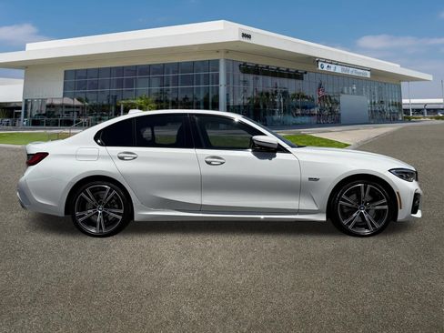 Used 2022 BMW 330e w/ M Sport Package RWD image 12