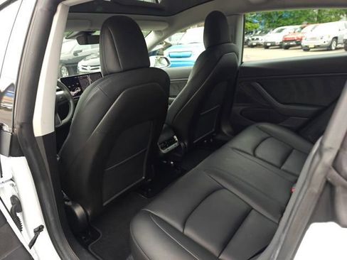Used 2019 Tesla Model 3 Long Range AWD/4WD image 34